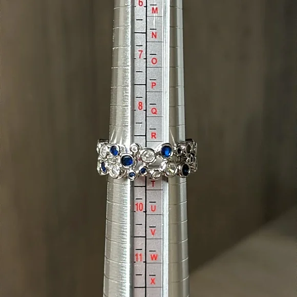 Ring - Picture 3 of 3